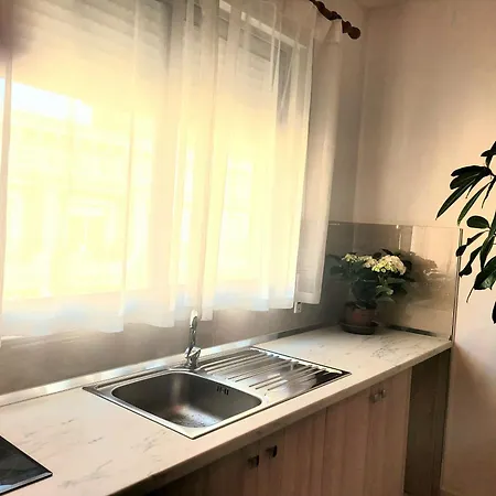 Appartament Xhoi 3 Apartmán *