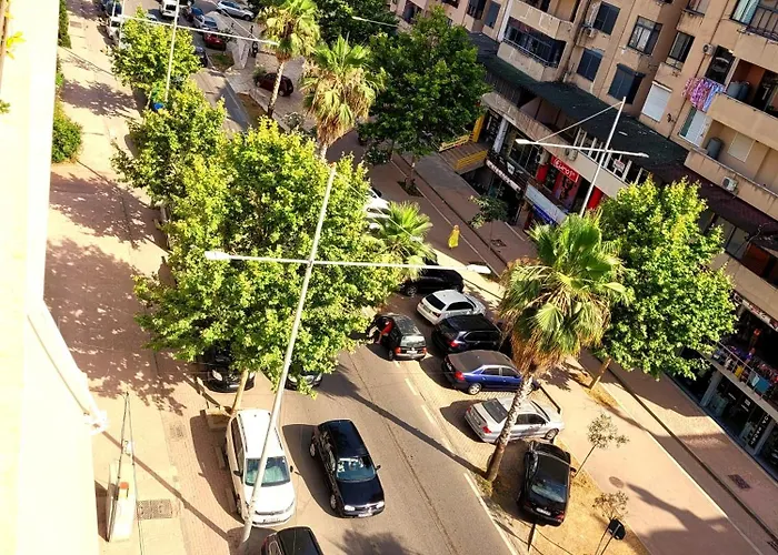 Appartament Xhoi 3 Apartmán *